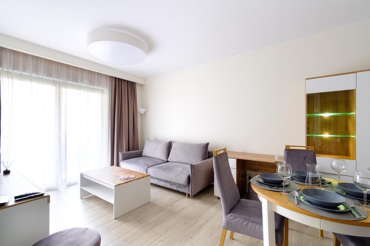 Hello Apartments Zajezdnia Wrzeszcz With Private Parking Gdańsk Exterior foto