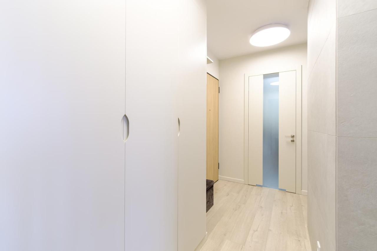 Hello Apartments Zajezdnia Wrzeszcz With Private Parking Gdańsk Exterior foto
